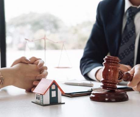 Auction Strategy for Buyers: What Really Happens in the Auction Room