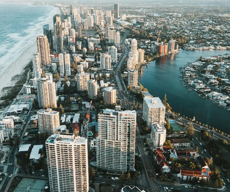 Gold Coast Investment Property Insights: Waterfront or Hinterland for Better Returns?