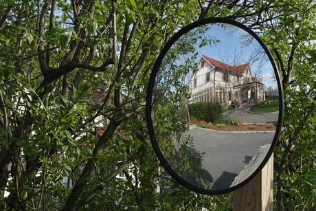 Should I Buy a Property Now or Wait? Market Insights for Buyers