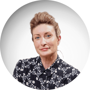 Amanda  Jones